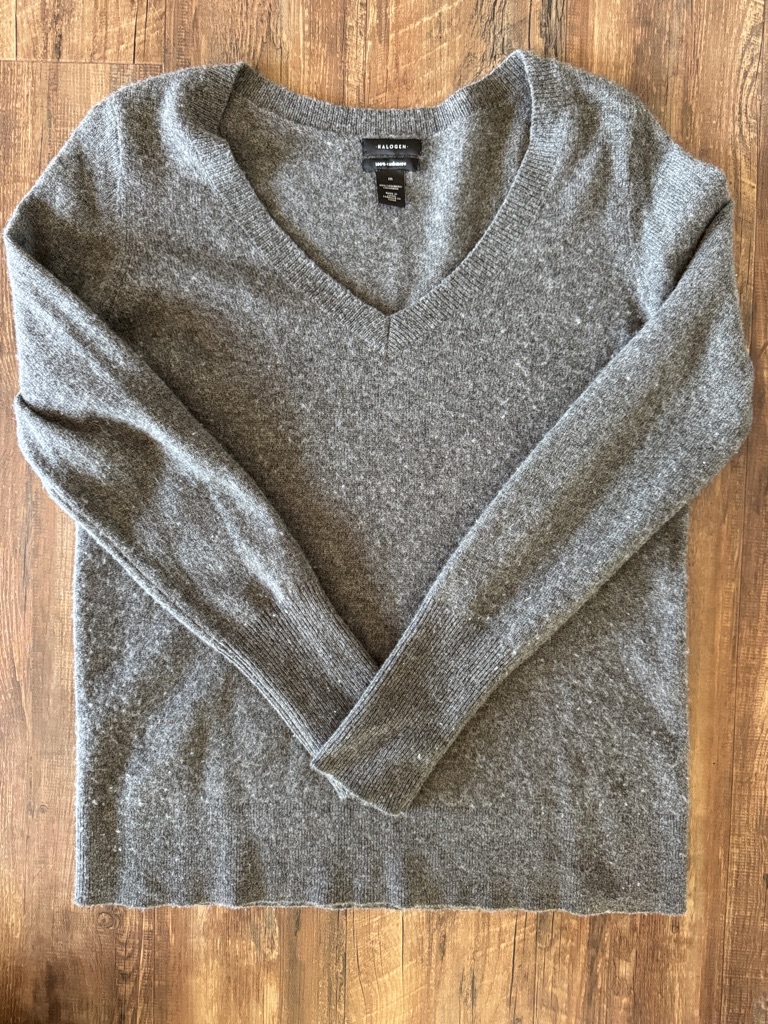 Halogen Charcoal Gray V-Neck Sweater For Women